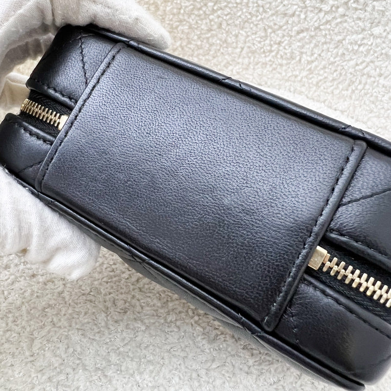 Chanel 22A Afternoon Tea Vanity / Clutch with Chain in Black Lambskin and AGHW