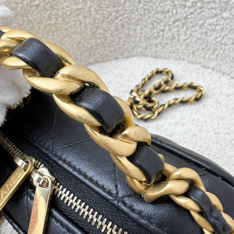 Chanel 22A Afternoon Tea Vanity / Clutch with Chain in Black Lambskin and AGHW