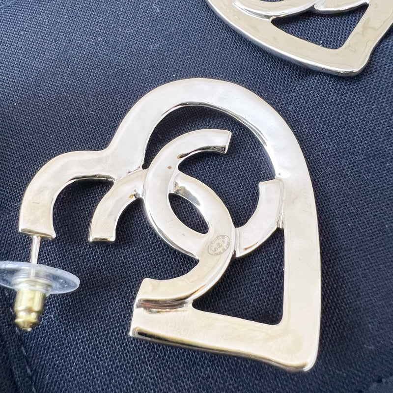 Chanel 22P Hearts & CC Logo Earrings in LGHW