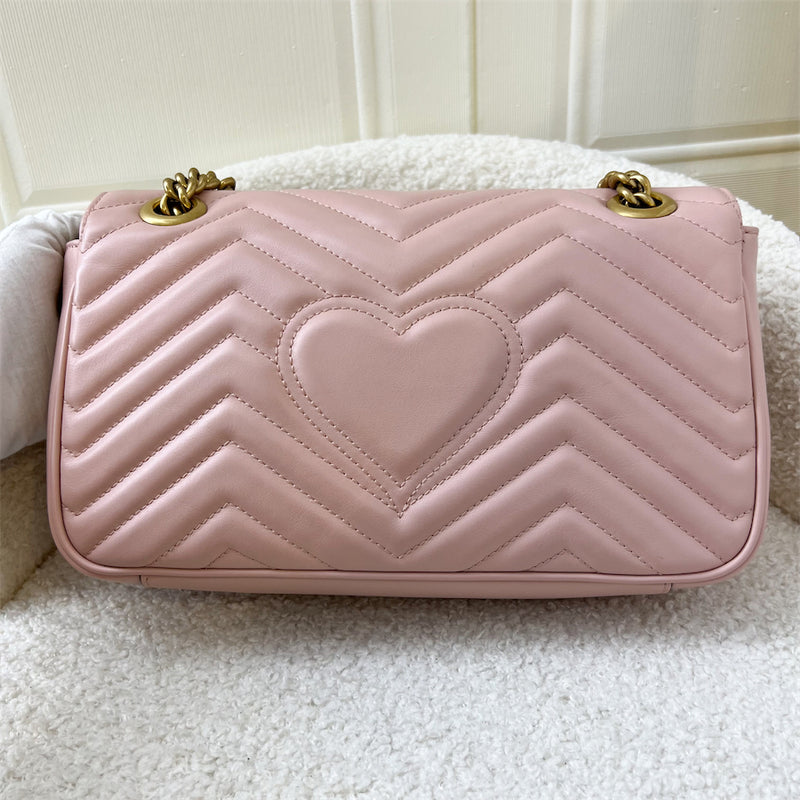 Gucci Marmont Small Flap in Pink Calfskin AGHW