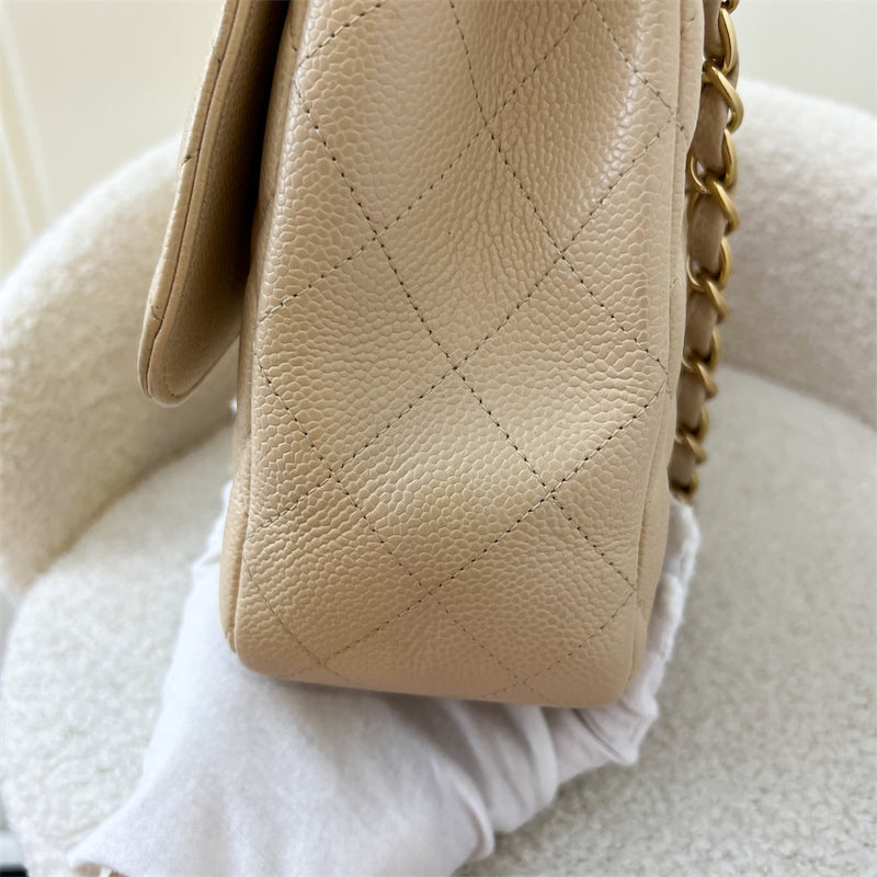 Chanel Classic Jumbo Classic Flap in Beige Caviar LGHW