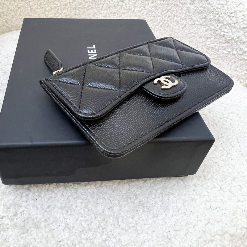 Chanel Flat Zipped External Slots Card holder in Black Caviar and LGHW