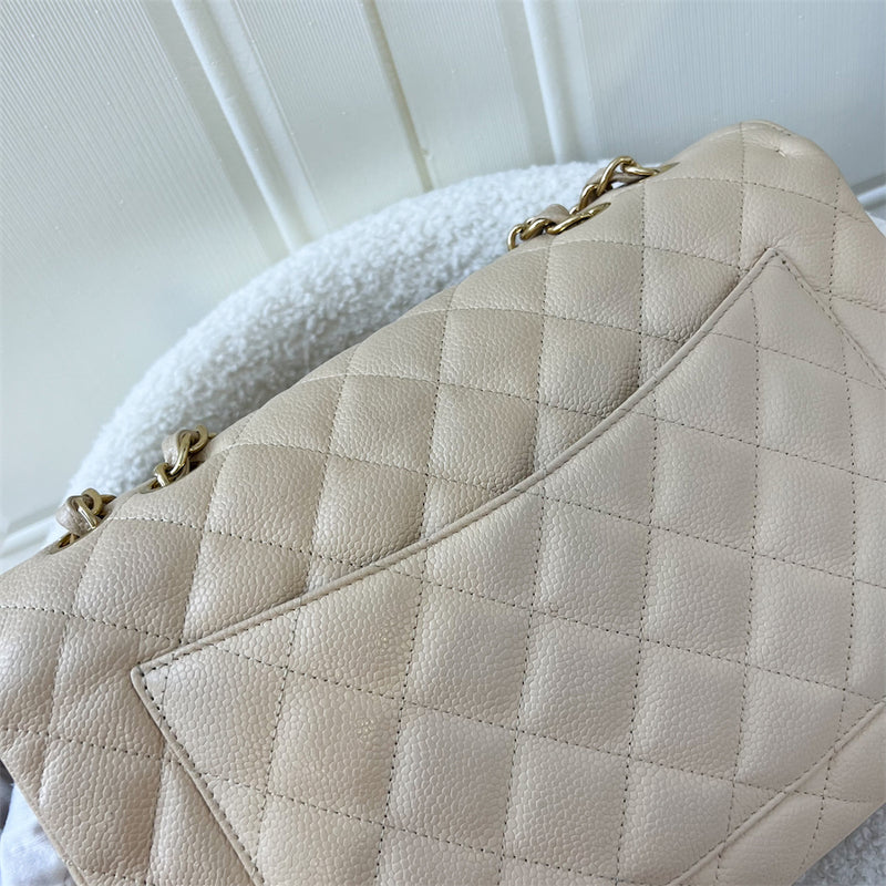 Chanel Classic Jumbo Classic Flap in Beige Caviar LGHW