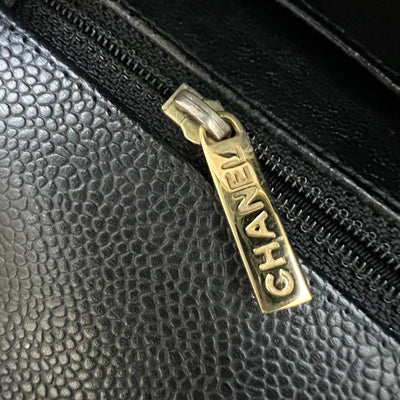 Chanel Classic Maxi Single Flap in Black Caviar and GHW
