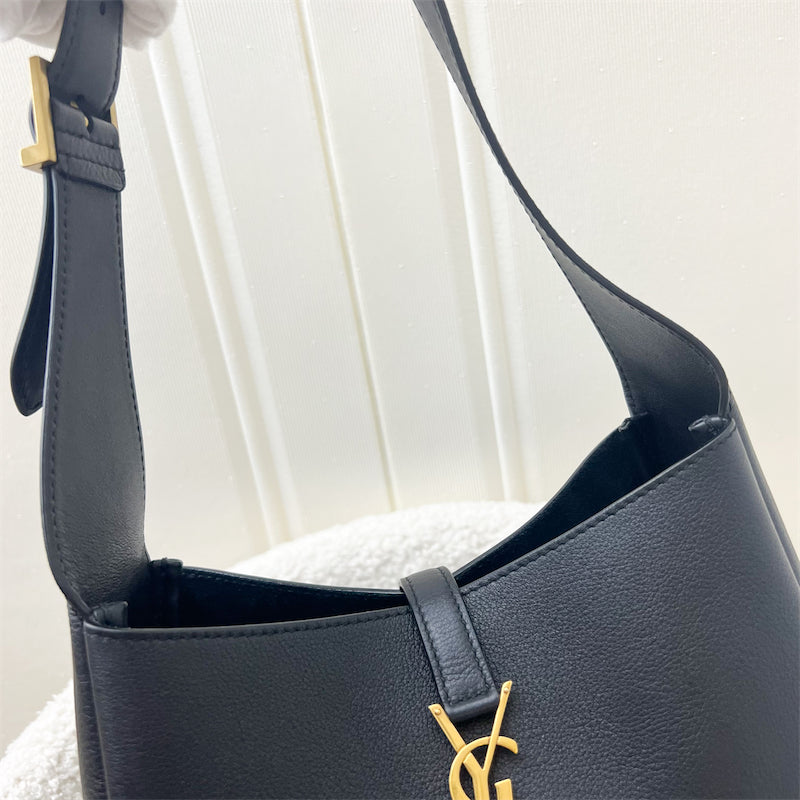 Saint Laurent YSL Small Le 5 À 7 Supple Hobo Bag in Black Grained Leather and GHW