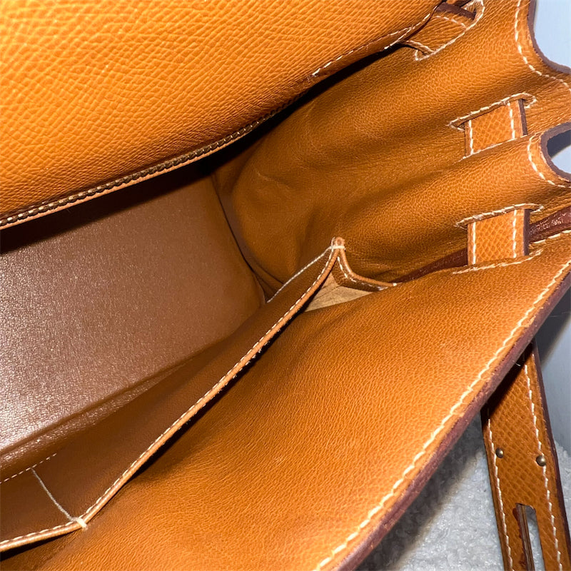 Hermes Vintage Kelly 28 in Courcheval (Epsom) Leather and GHW