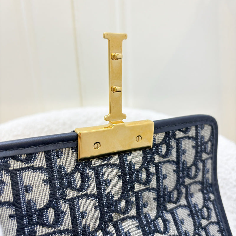 Dior 30 Montaigne Box in Dark Blue Oblique Canvas GHW