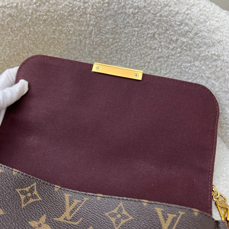 LV Favorite Pochette MM in Monogram Canvas and GHW (Model: M40718)