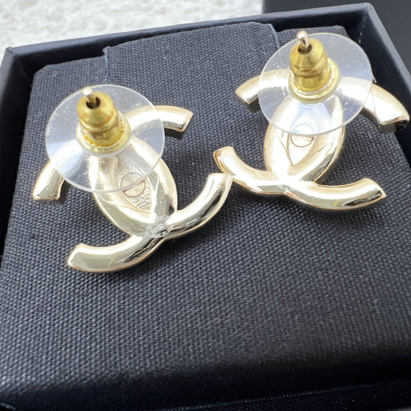 Chanel CC Turnlock Earrings in LGHW (Model: AB9411)