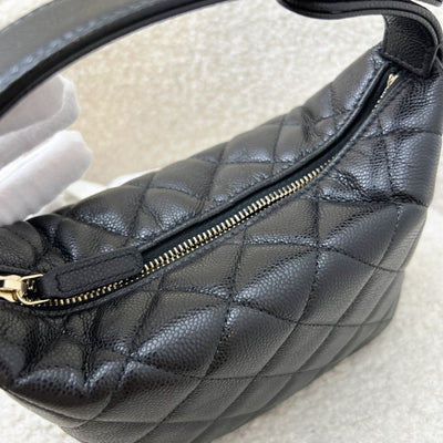 Chanel Classic Quilted Hobo Clutch on Chain in Black Caviar and LGHW (Model: AP4386)