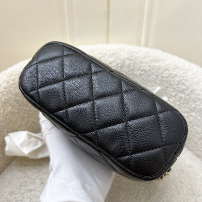 Chanel Classic Quilted Hobo Clutch on Chain in Black Caviar and LGHW (Model: AP4386)