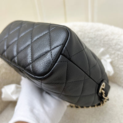 Chanel Classic Quilted Hobo Clutch on Chain in Black Caviar and LGHW (Model: AP4386)