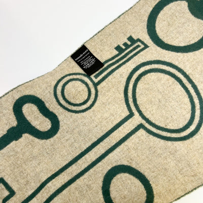 Hermes Casaque Porte Clefs Muffler in Vert Cypress / Beige Chine 100% Cashmere