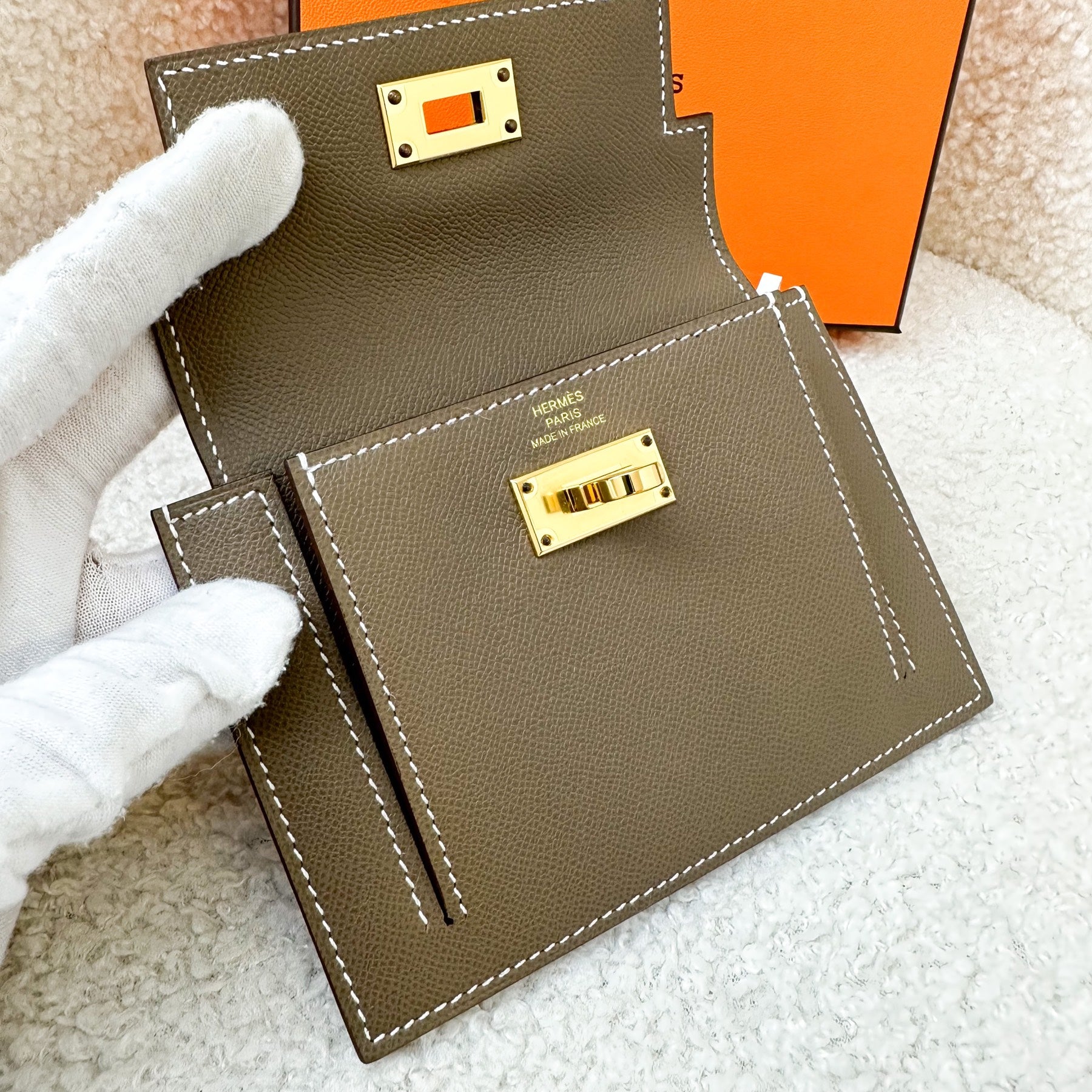 Hermes Epsom Kelly Pocket Compact Wallet Etoupe