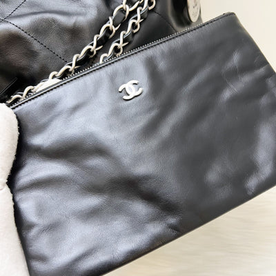 Chanel 22 Medium Hobo Handbag in Black Calfskin and SHW (Model: AS3261)