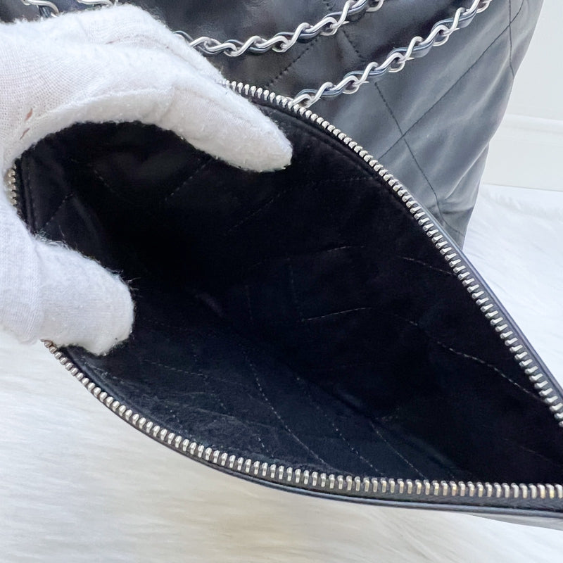 Chanel 22 Medium Hobo Handbag in Black Calfskin and SHW (Model: AS3261)