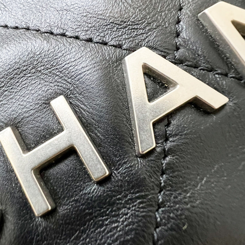 Chanel 22 Medium Hobo Handbag in Black Calfskin and SHW (Model: AS3261)
