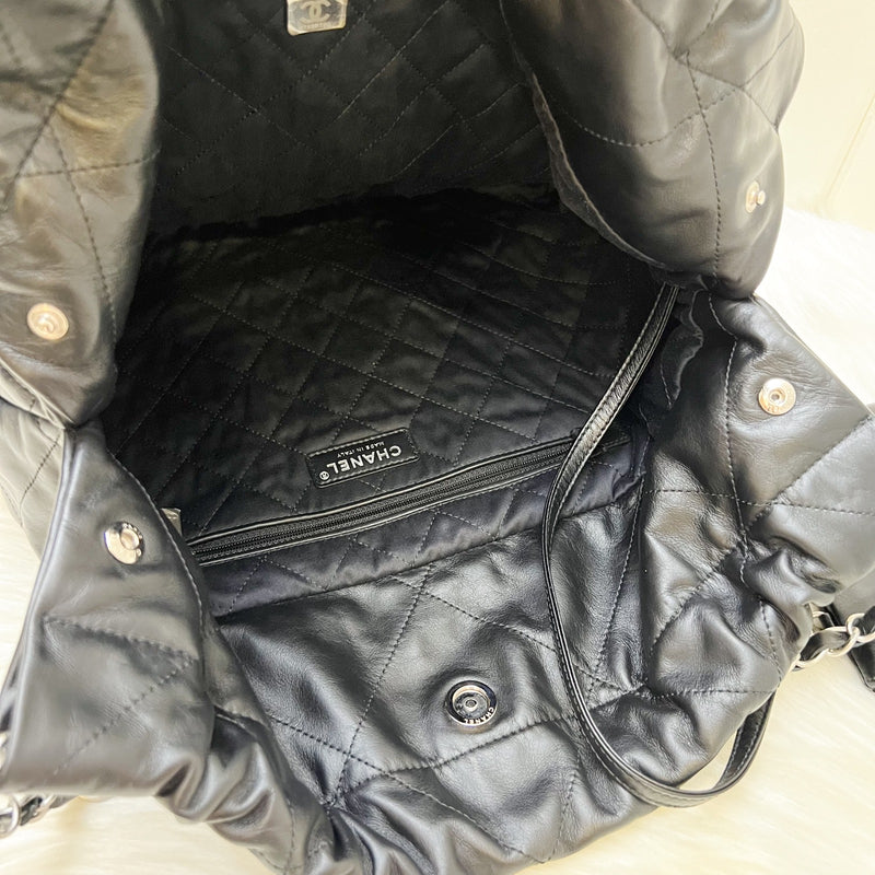 Chanel 22 Medium Hobo Handbag in Black Calfskin and SHW (Model: AS3261)
