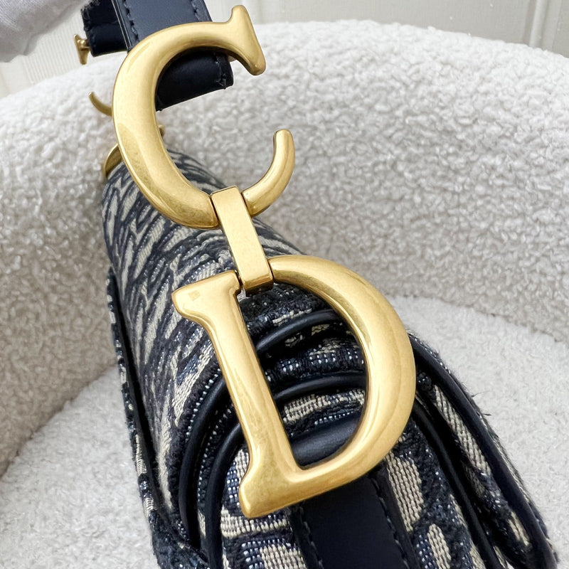 Dior Mini Saddle Bag In Navy Oblique Canvas AGHW (Newer Version with Strap)