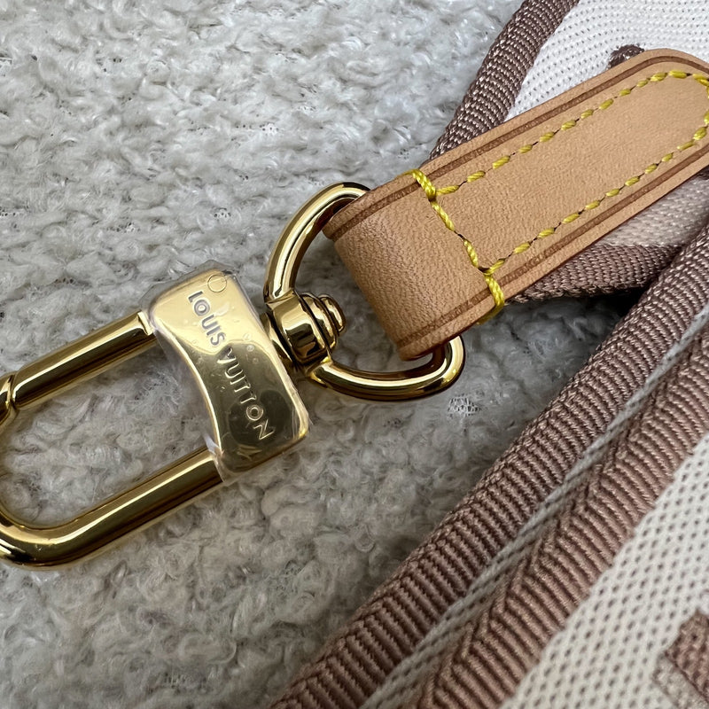 LV Neverfull BB in Monogram Canvas and Beige Patterned Strap