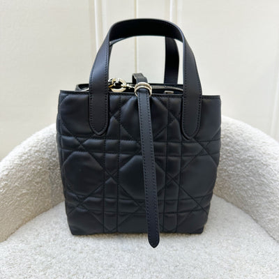 Dior Small Toujours Vertical Tote in Black Macrocannage Calfskin and GHW (Model: M2835OSNW)