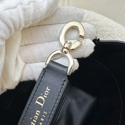 Dior Small Toujours Vertical Tote in Black Macrocannage Calfskin and GHW (Model: M2835OSNW)