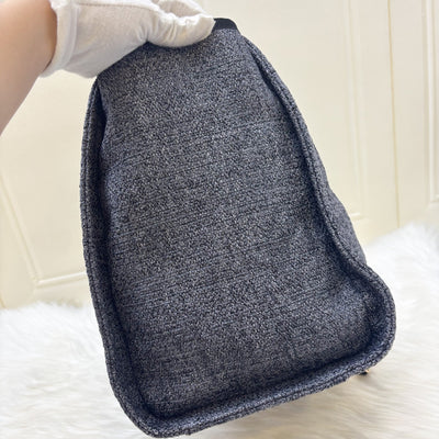 Chanel Medium / Large Deauville Tote in Navy Cotton, Nylon, Lurex, Calfskin and LGHW (Model: A66941)