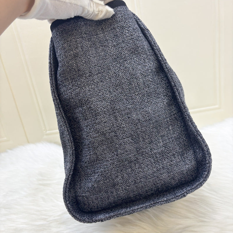 Chanel Medium / Large Deauville Tote in Navy Cotton, Nylon, Lurex, Calfskin and LGHW (Model: A66941)