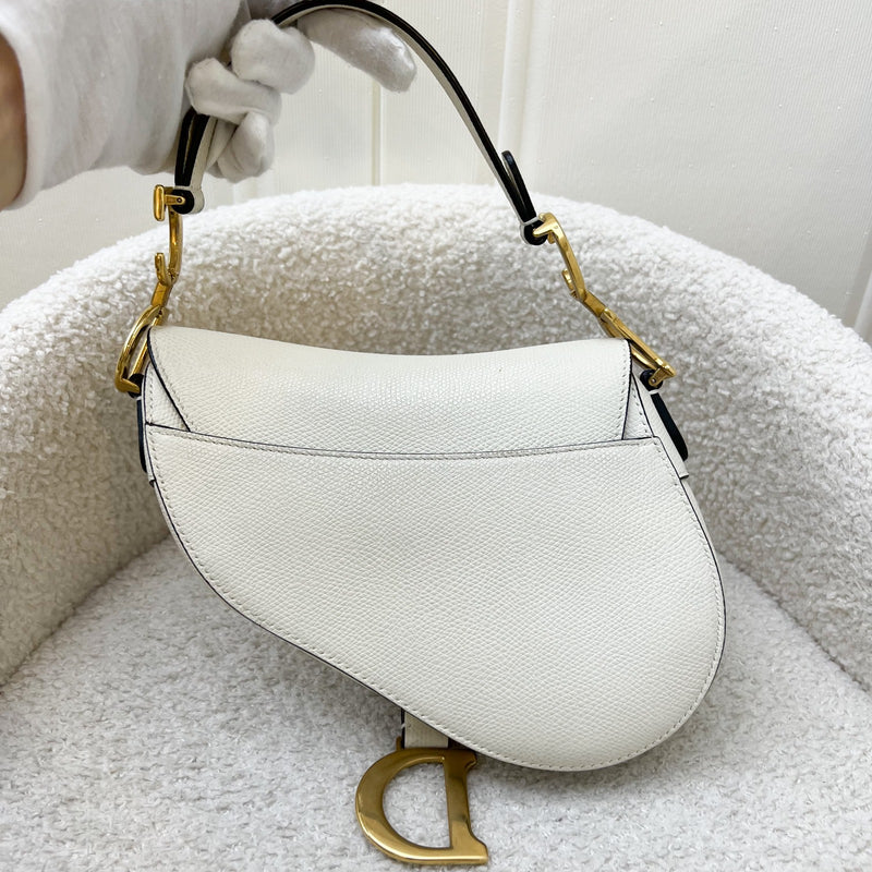 Dior Mini Saddle Bag In White Grained Calfskin and AGHW (Model: M0447CWVG)