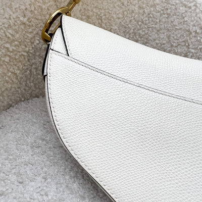 Dior Mini Saddle Bag In White Grained Calfskin and AGHW (Model: M0447CWVG)