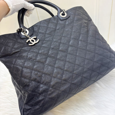 Chanel Seasonal Large Tote with CC Logo Charm in Black Caviar and SHW (Model: A68454)