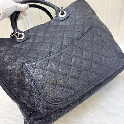 Chanel Seasonal Large Tote with CC Logo Charm in Black Caviar and SHW (Model: A68454)