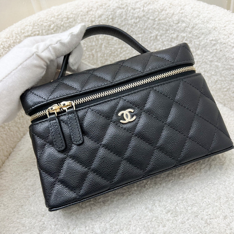 Chanel 25C Vanity / Clutch with Chain (LP Style Bag) in Black Caviar and LGHW (Model: AP4385)