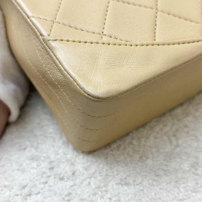 Chanel Vintage Flap in Beige Lambskin and GHW