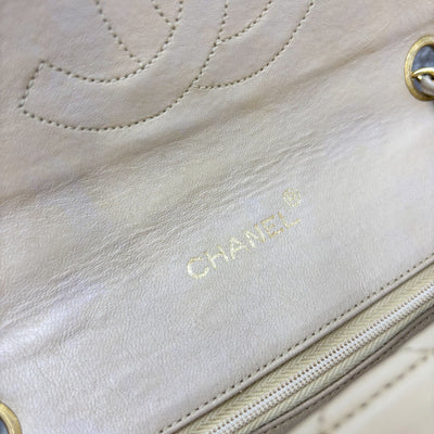 Chanel Vintage Flap in Beige Lambskin and GHW