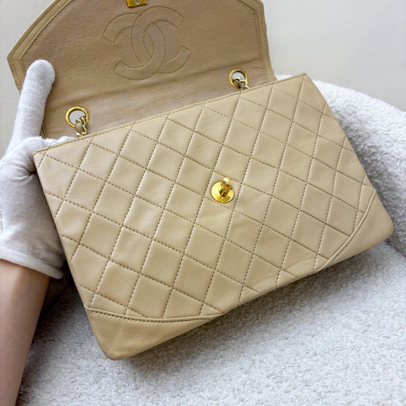 Chanel Vintage Flap in Beige Lambskin and GHW
