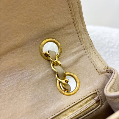 Chanel Vintage Flap in Beige Lambskin and GHW