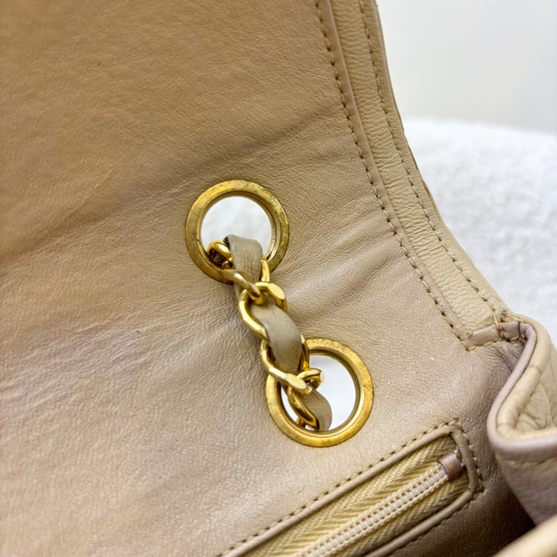 Chanel Vintage Flap in Beige Lambskin and GHW