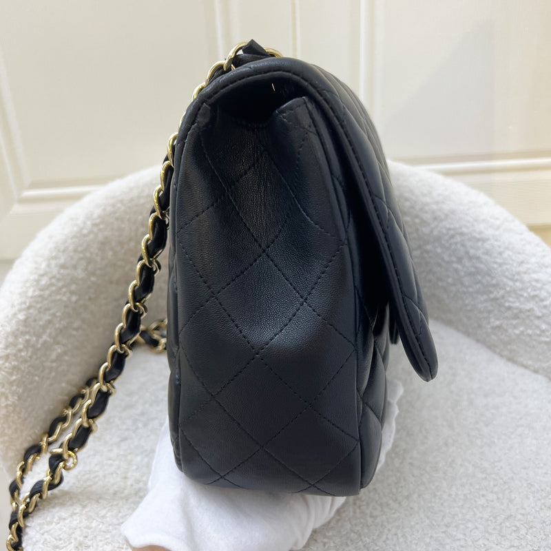 Chanel Classic Jumbo Single Flap SF in Black Lambskin and GHW