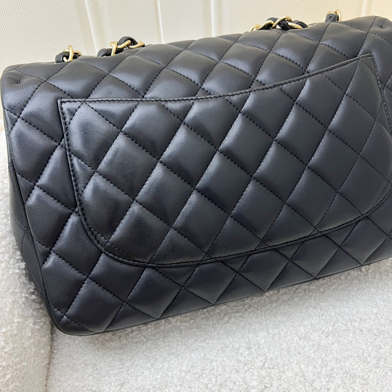 Chanel Classic Jumbo Single Flap SF in Black Lambskin and GHW