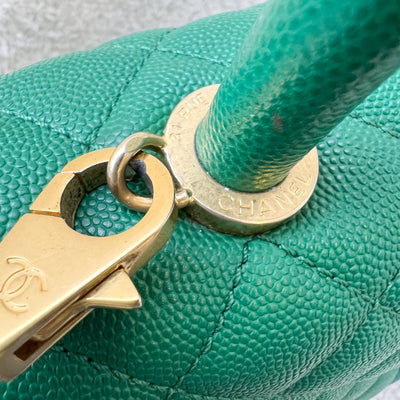 Chanel Medium 29cm Coco Handle Flap in Green Caviar and AGHW