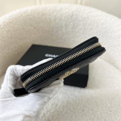 Chanel 23P Zippy Card Holder in Black Caviar LGHW