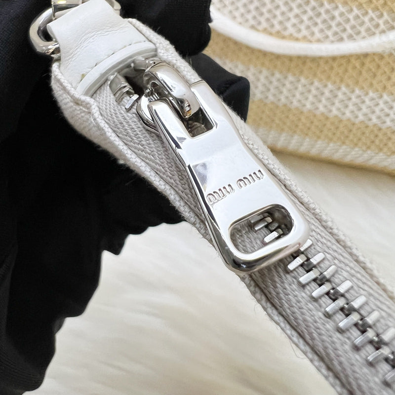 Miu Miu Ivy Tote Bag in Beige and White Woven Fabric Linen (Model: 5BG231)