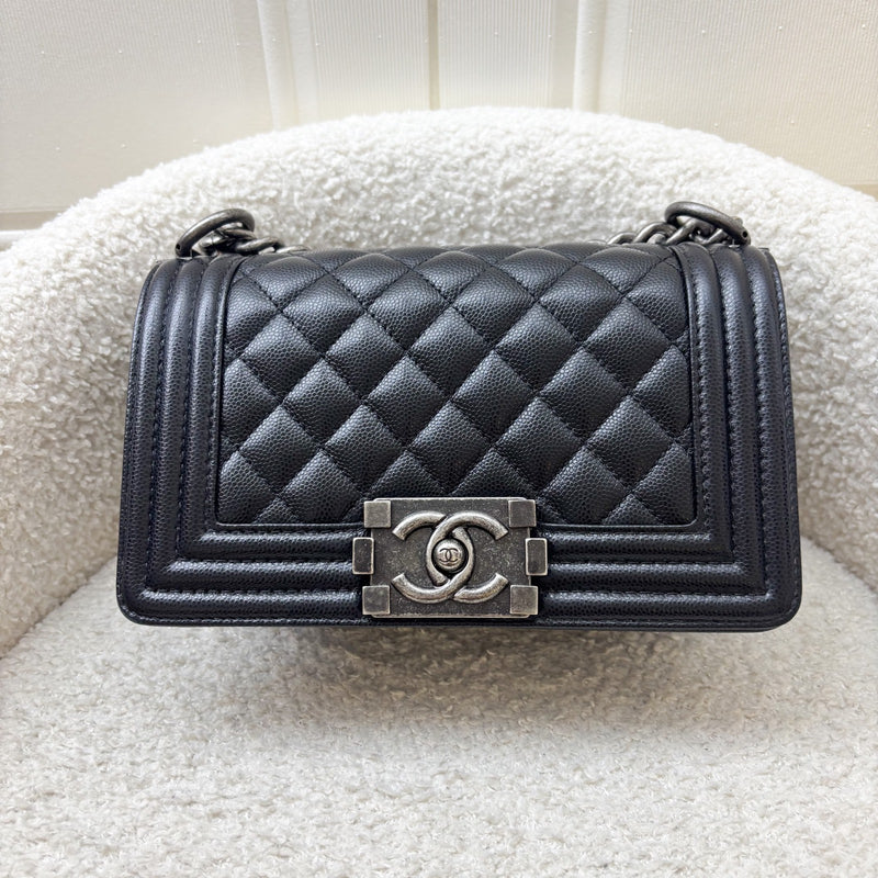 Chanel Small 20cm Boy Flap in Black Caviar and RHW (Model: A67085)