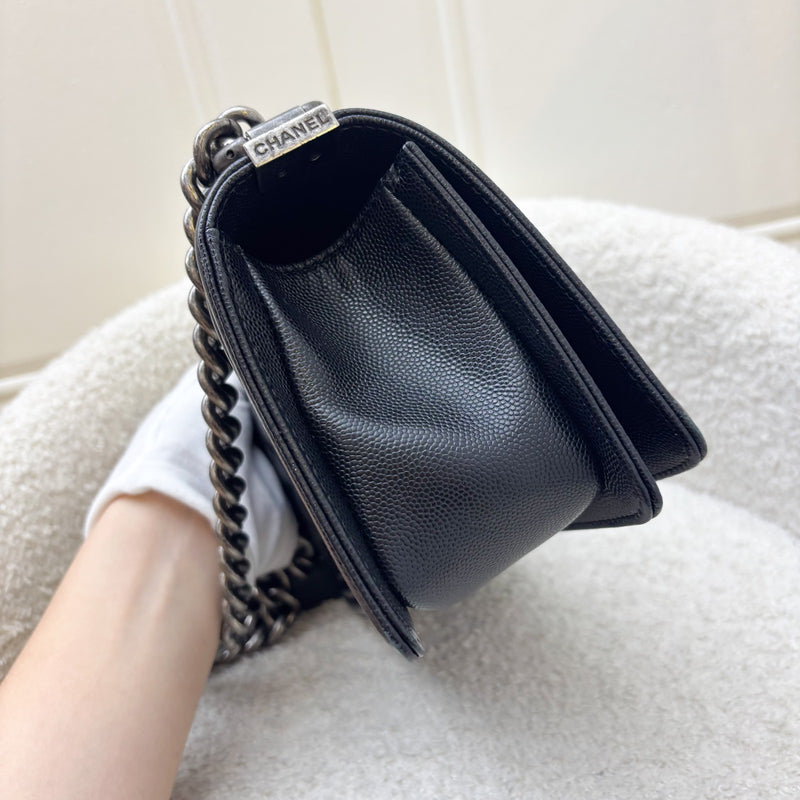 Chanel Small 20cm Boy Flap in Black Caviar and RHW (Model: A67085)