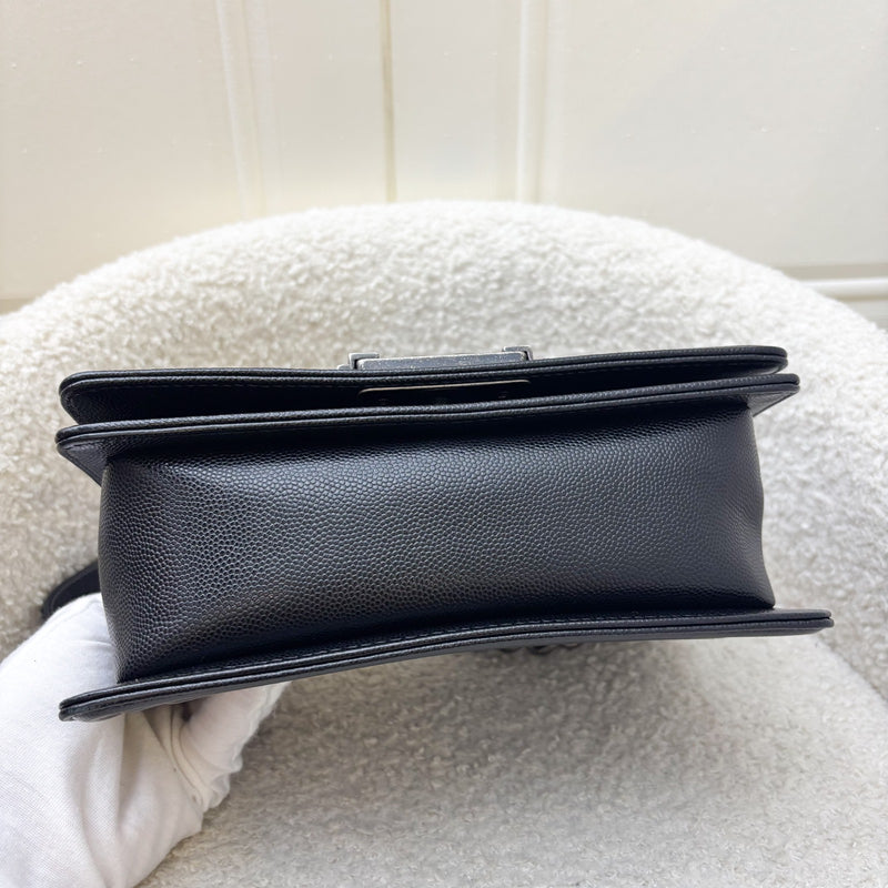Chanel Small 20cm Boy Flap in Black Caviar and RHW (Model: A67085)