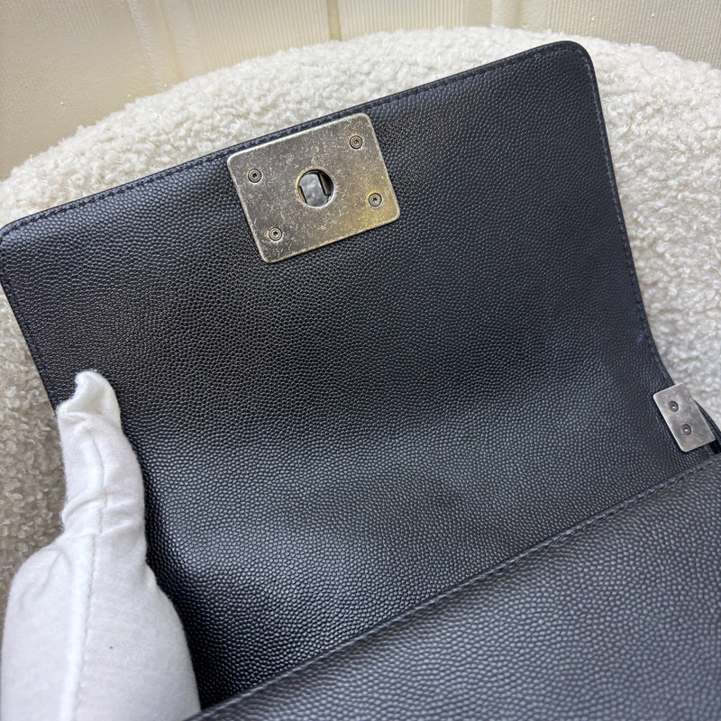 Chanel Small 20cm Boy Flap in Black Caviar and RHW (Model: A67085)