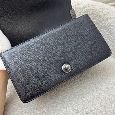 Chanel Small 20cm Boy Flap in Black Caviar and RHW (Model: A67085)