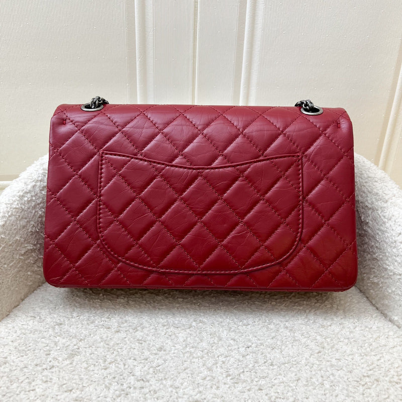 Chanel 2.55 Reissue 226 Flap in Red Distressed Calfskin AGHW (Model: A37587)