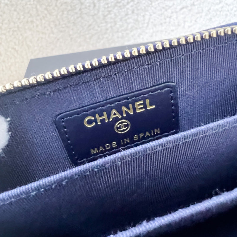 Chanel Classic Zippy Card Holder in Navy Caviar LGHW